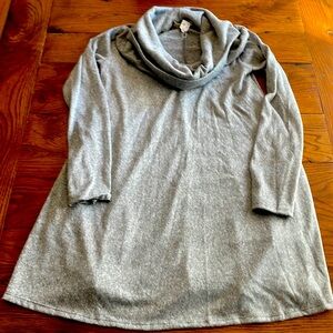 NWT Boutique tunic light gray size medium
